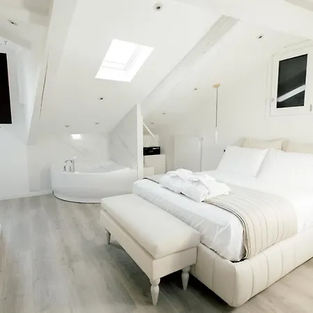 Loversinitaly Romantic Apartments - Altana And Jacuzzi Venecia Exterior foto