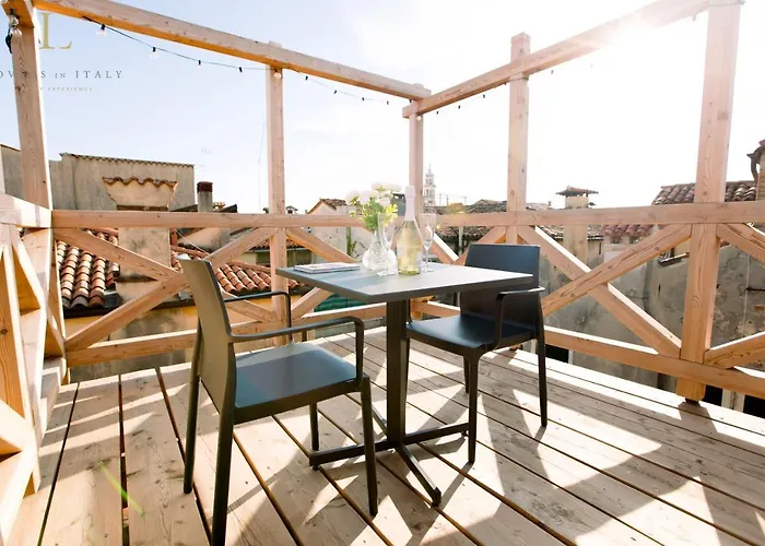 Loversinitaly Romantic Apartments - Altana And Jacuzzi
